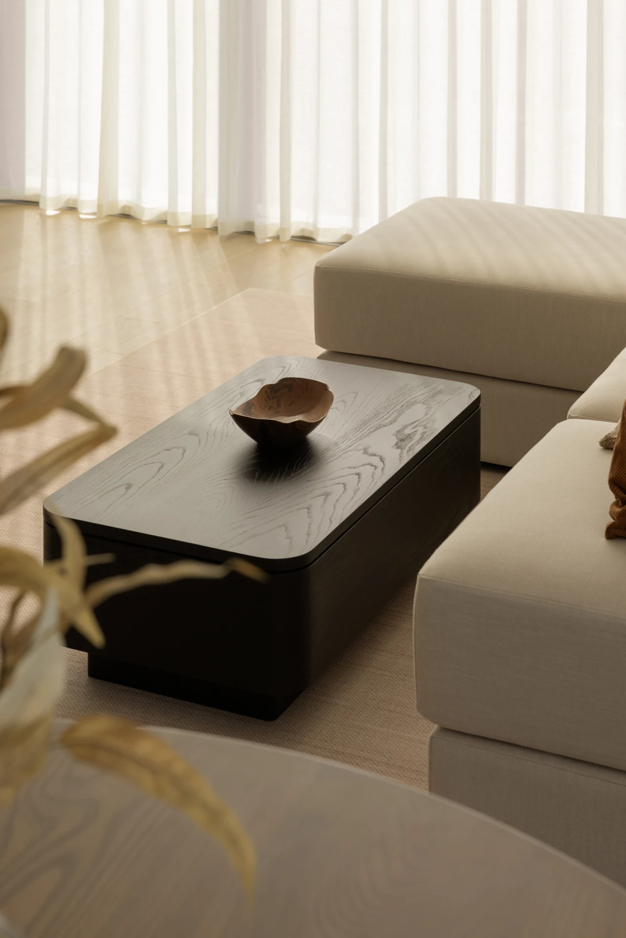 The Strand Thonglor — Timeless Residence