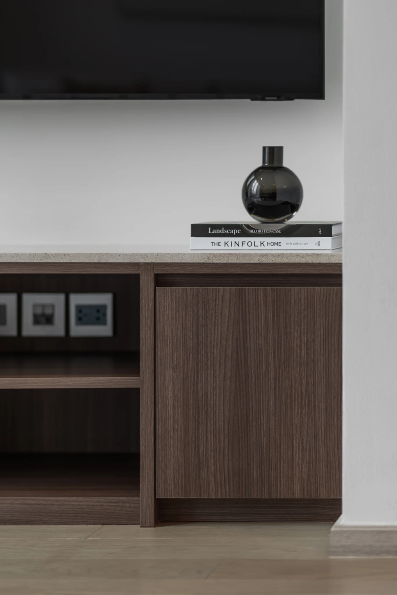 The Strand Thonglor — Serene Residence
